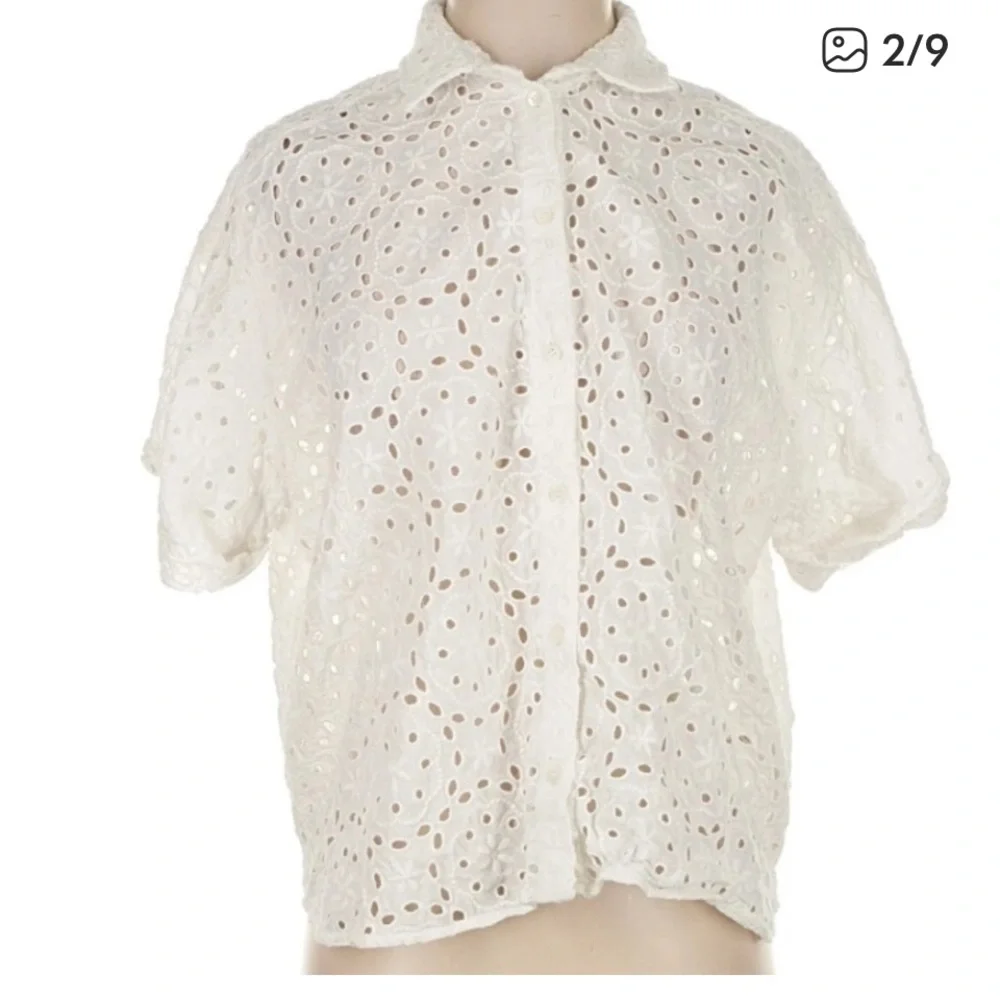 Sezane Laurineta Shirt White Eyelet Short Sleeve Button Down Size 4 - Picture 2 of 4